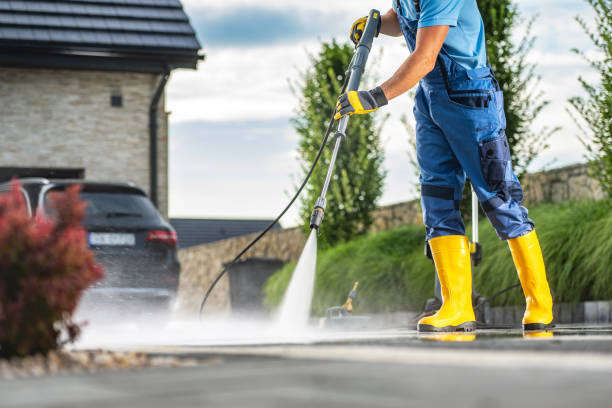 Best Gas Station Cleaning  in St Marys, WV